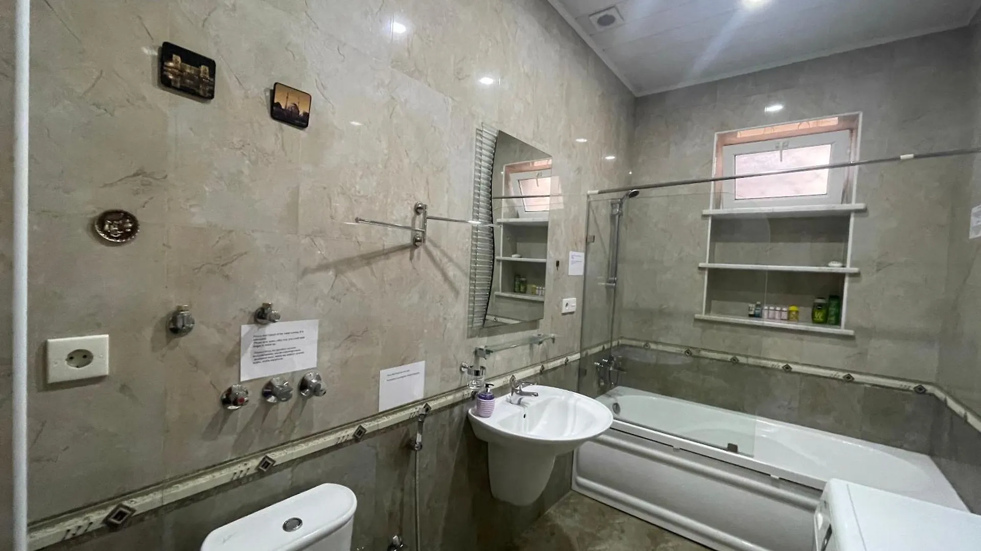 Fountain Square-Balconies In Old Town Apartment Baku
